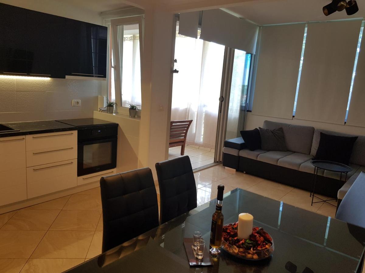 Apartment Leone *